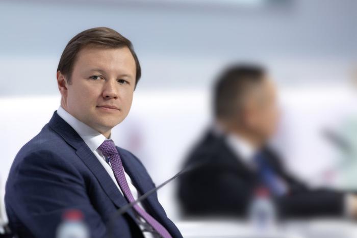 Владимир Ефимов: в Отрадном появится производство по пошиву форменной и гражданской одежды