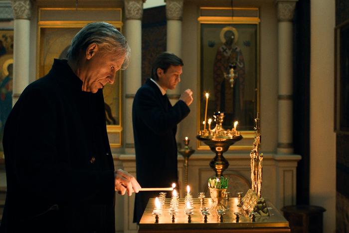 Меньшиков и Янковский столкнулись в сериале "Прелесть". Выходит сериал о том, как может мстить жёлтый металл