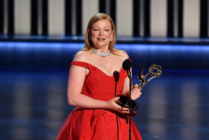 Названы имена лауреатов премии "Эмми-2024"