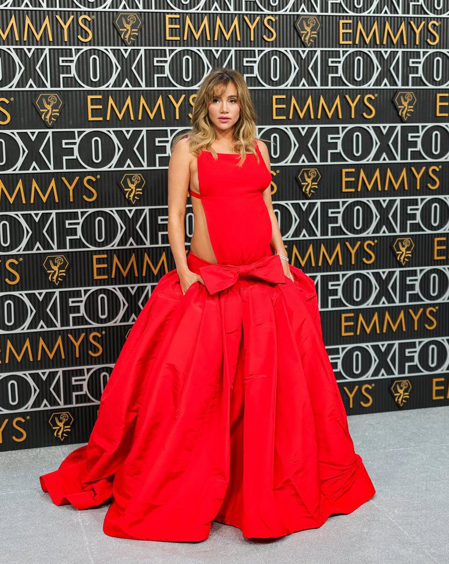 Стильные образы знаменитостей на церемонии вручения Emmy Awards 2024