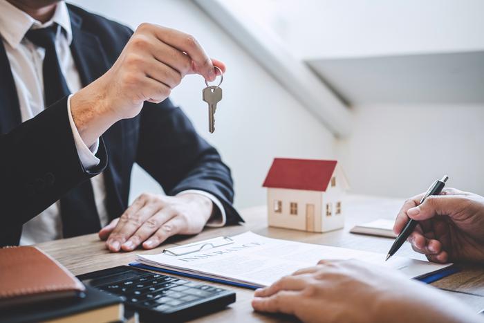 Эксперты назвали уровень дохода, нужный для покупки квартиры в ипотеку в Москве