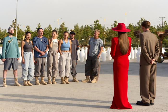 В реалити-шоу "Выжить в Самарканде" знаменитости снова соревнуются с простыми людьми