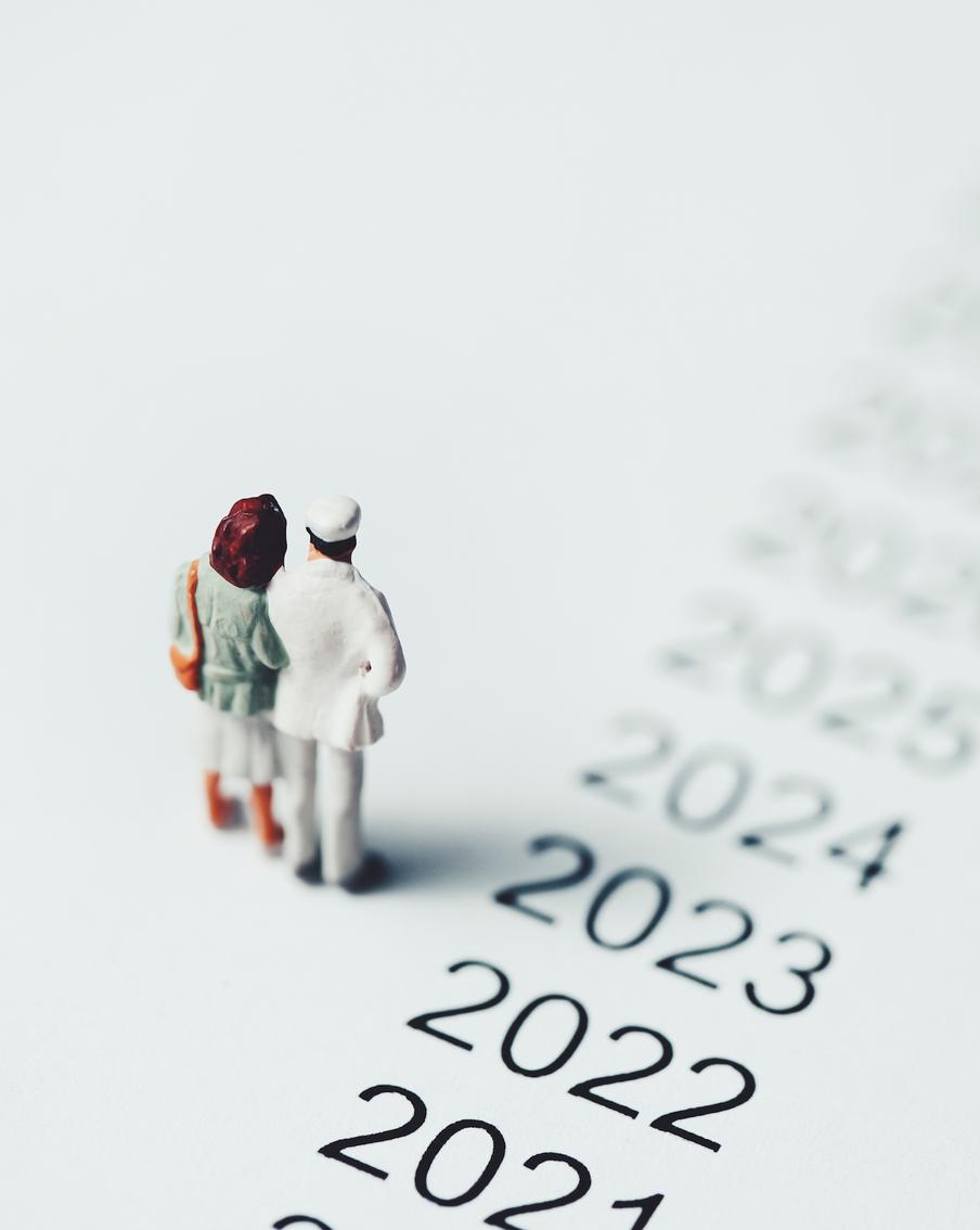 Думай о пенсии, пока молодой! Удивительно, но 33% россиян вообще не знают, что творится на их лицевых счетах