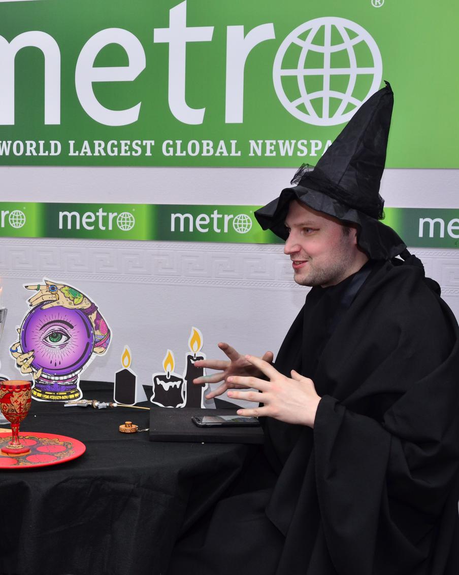 "Золотой орёл" сломал ChatGPT. Как нейросеть гадала редакции Metro