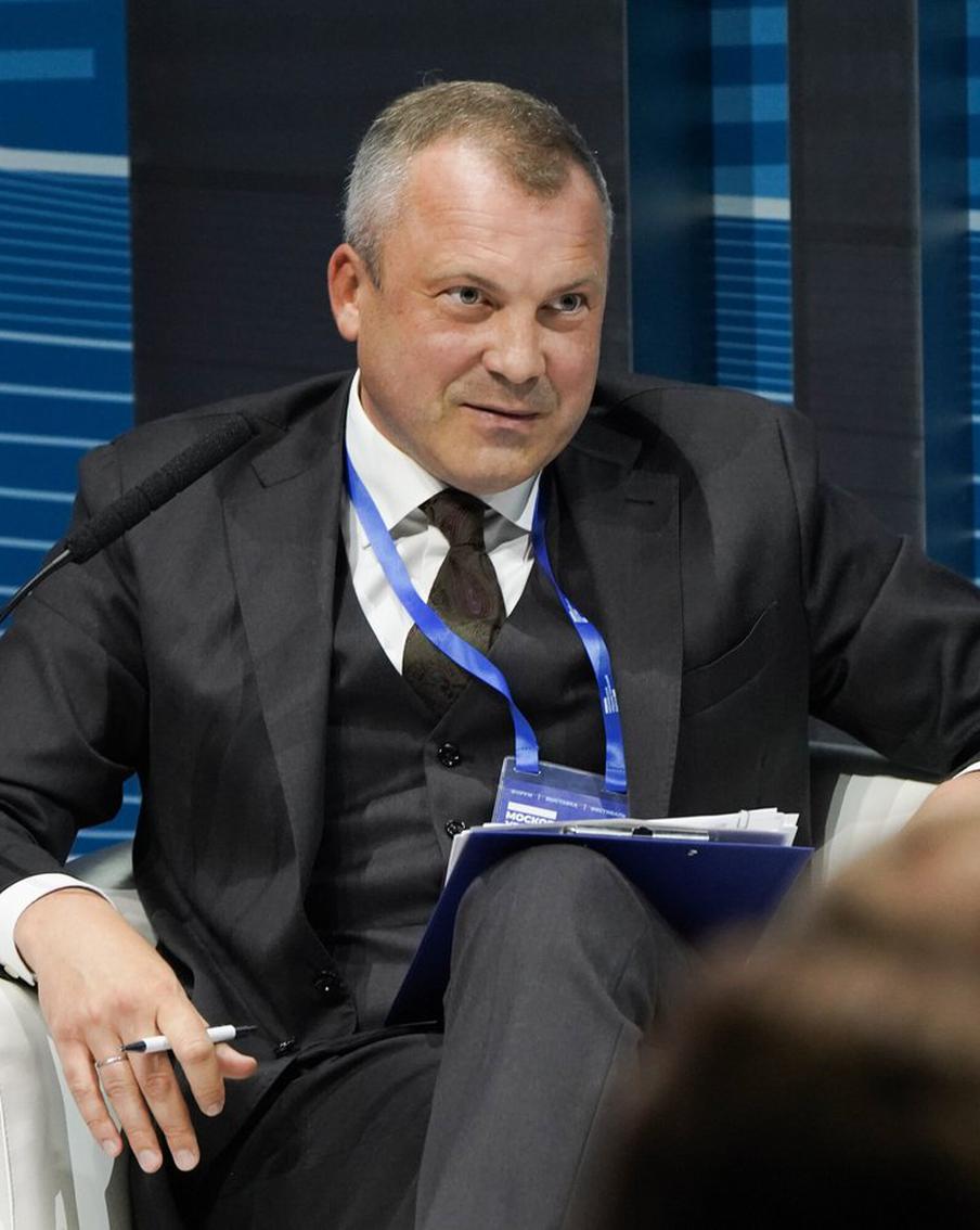 Тележурналист Евгений Попов поддержал решение  Владимира Путина о выдвижении в качестве кандидата на выборах