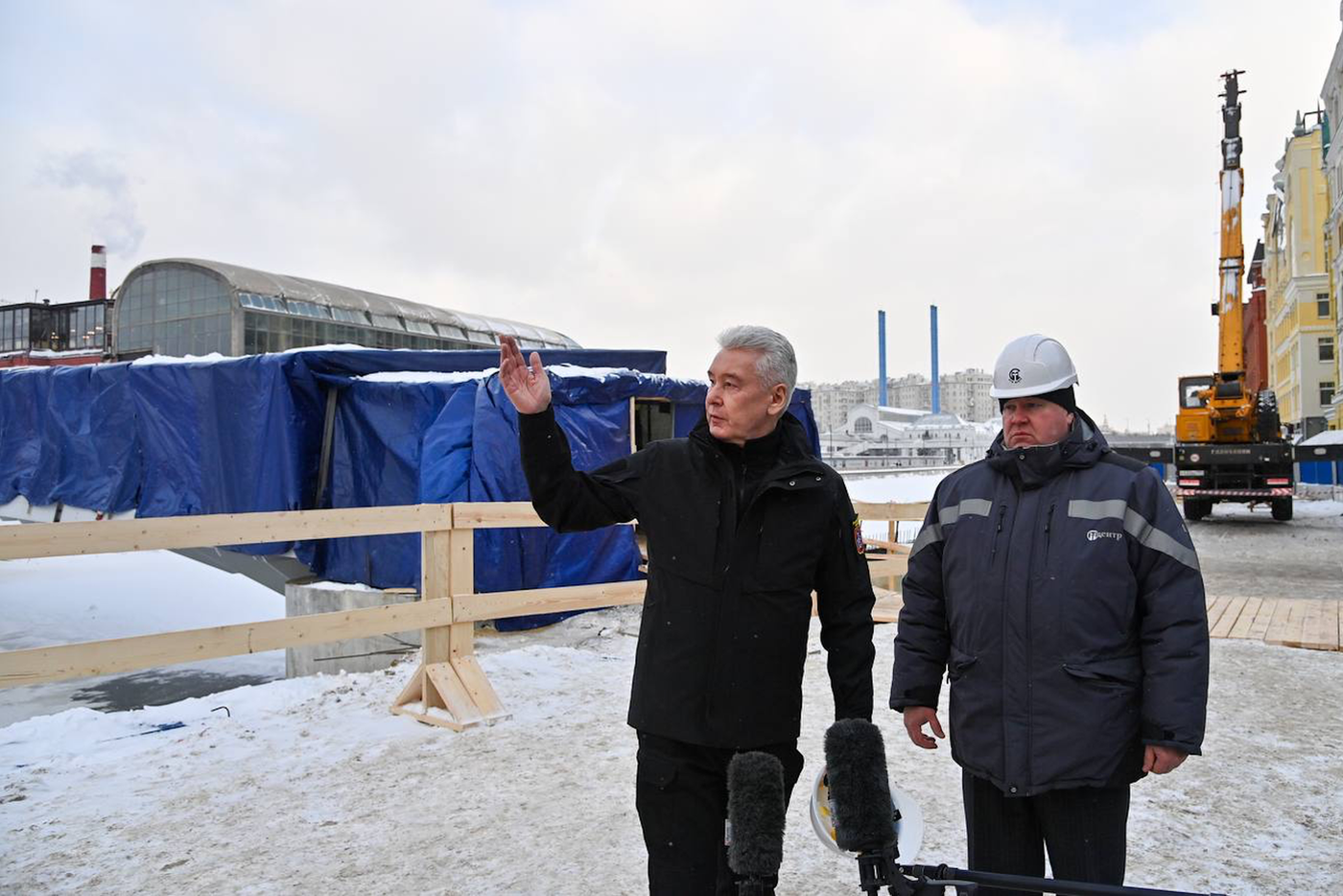 Семь пешеходных мостов образуют новый прогулочный маршрут в столице