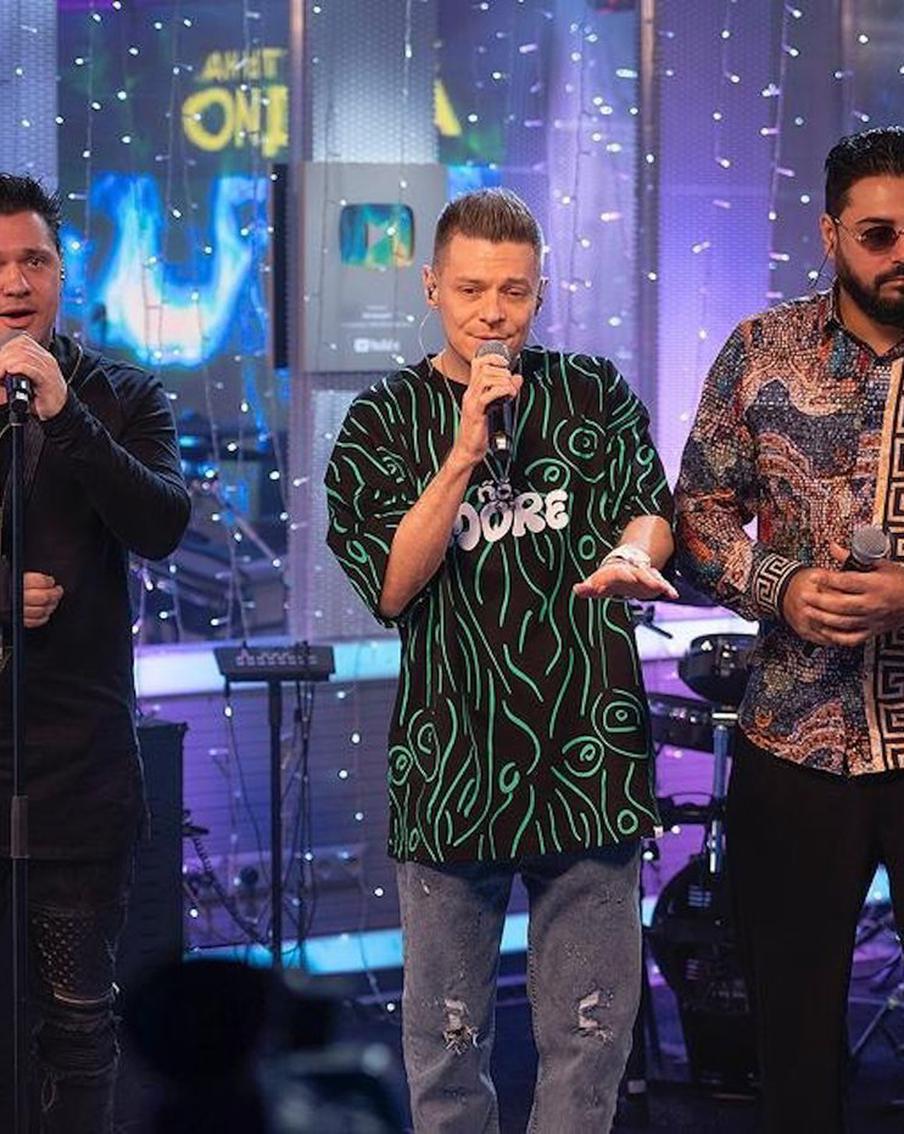 Вернулись к "Корням": победители первой "Фабрики звезд" снова в тренде