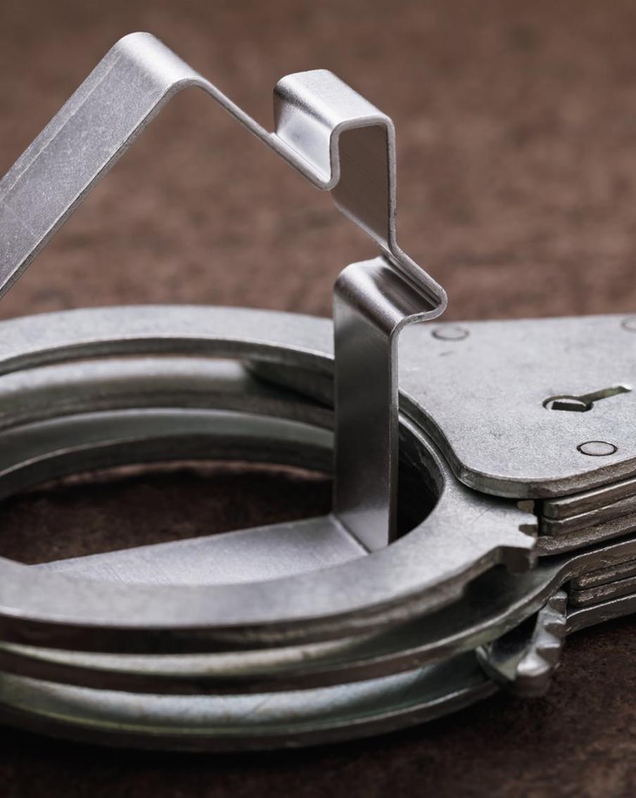 Высмеивавшего славянских девушек блогера Раджабзоду отправили под домашний арест