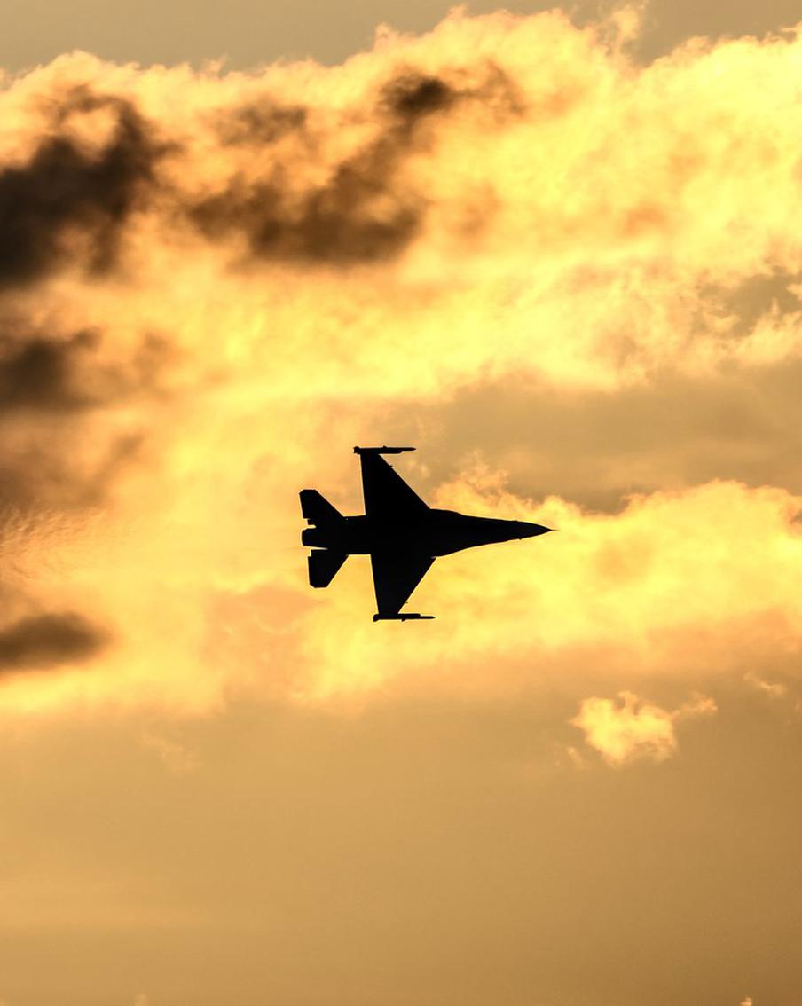 Польша подняла в воздух самолёты из-за "активности" российской дальней авиации