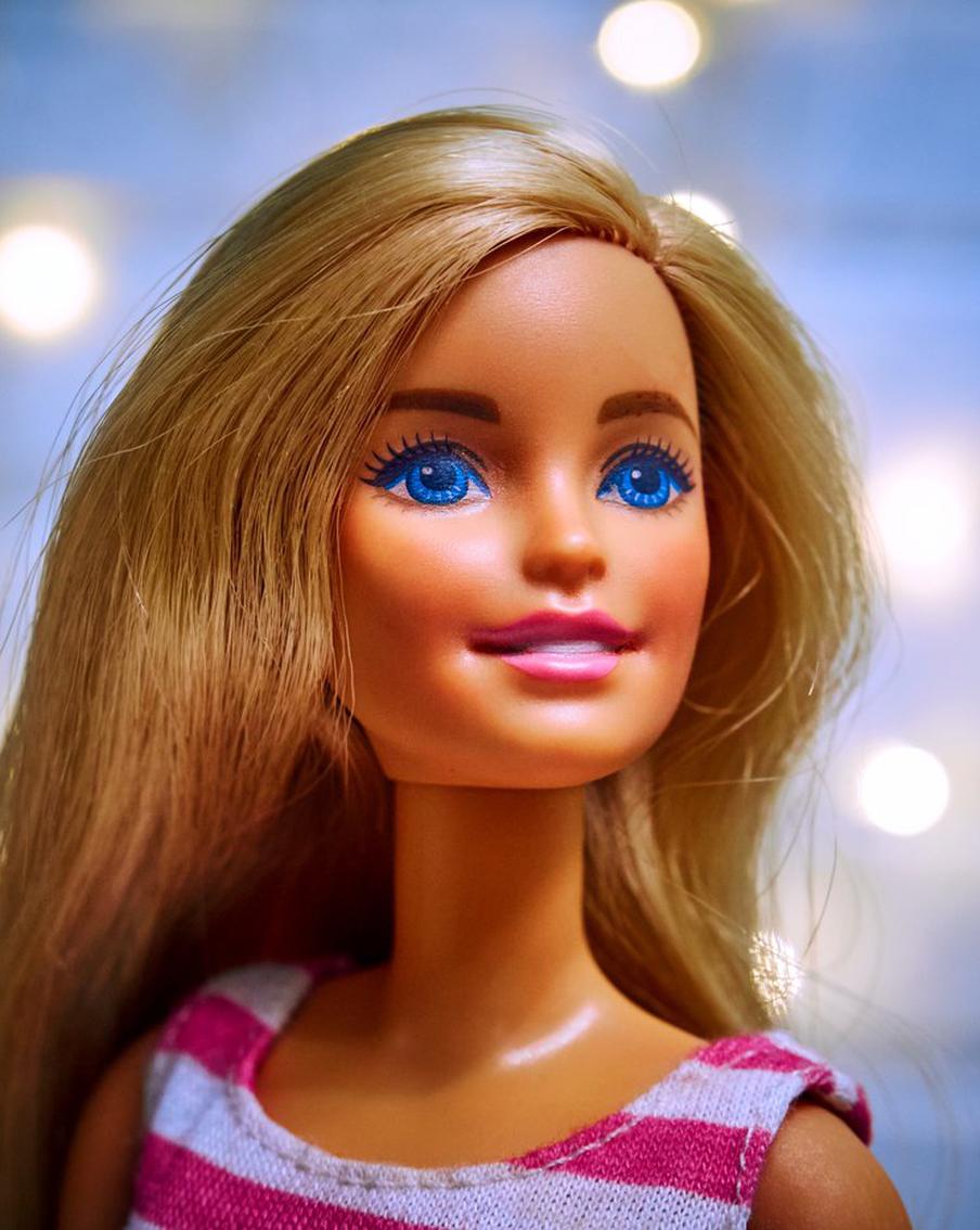 Как Барби проходила испытание: даже в 65 лет ей нет равных