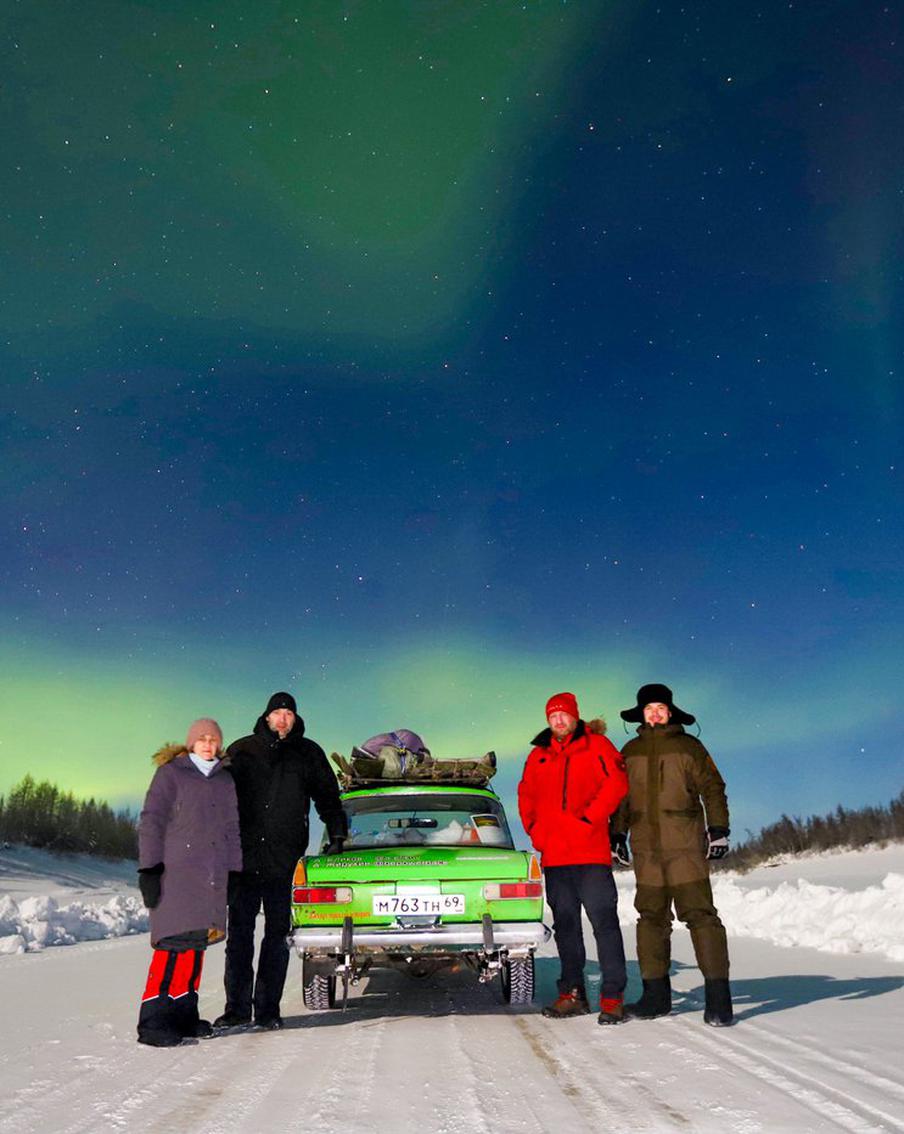 Из Москвы на Север на стареньком "Москвиче": расспросили героев о рискованном путешествии