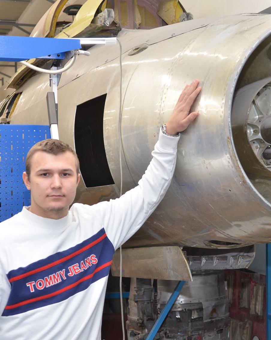 Столичный студент мечтает стать директором авиационного завода