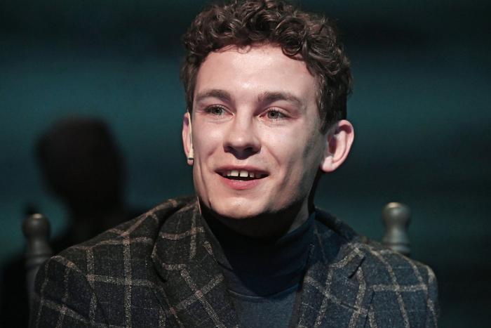 Актёра Кологривого из сериала "Слово пацана" внесли в базу "Миротворца"