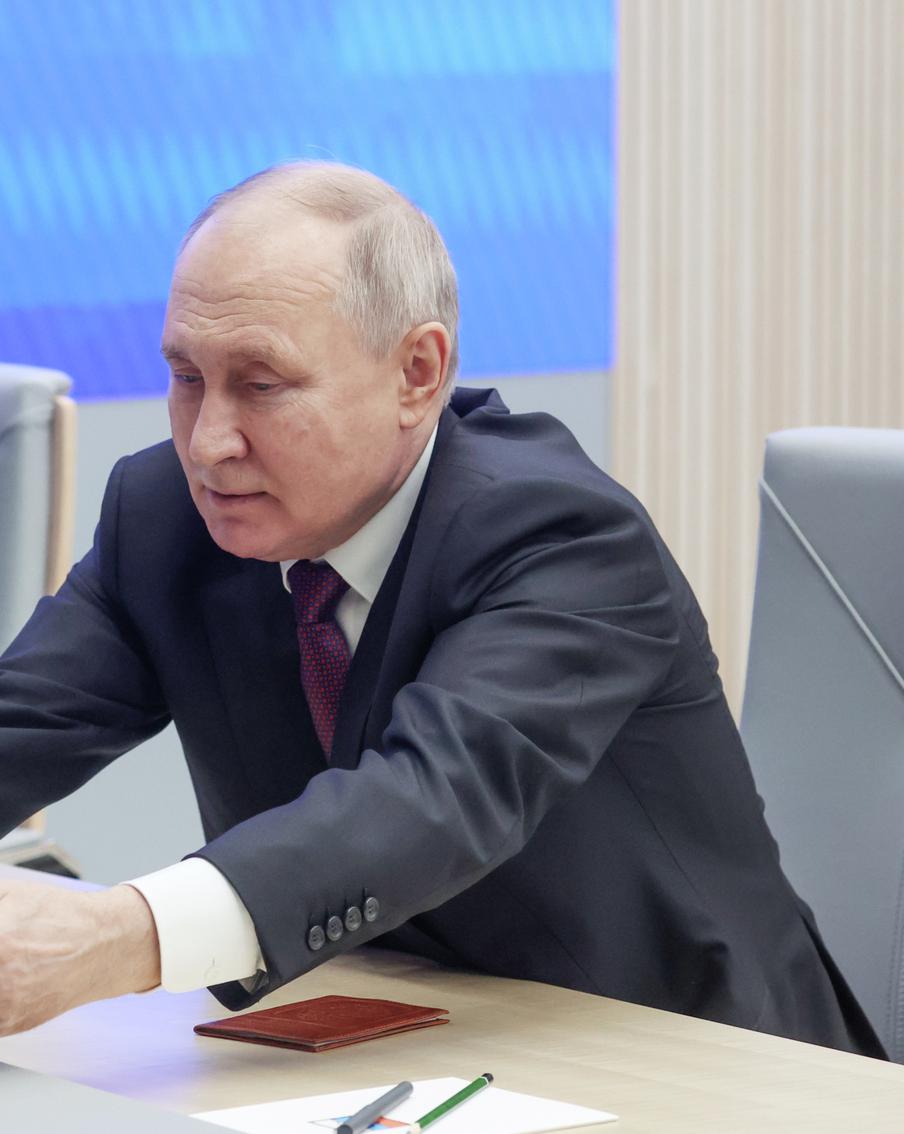 ЦИК зарегистрировал Путина кандидатом на выборах президента