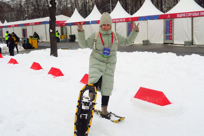 "Правил нет, надевай и ступай в сугроб": как в Москве кататься на снегоступах