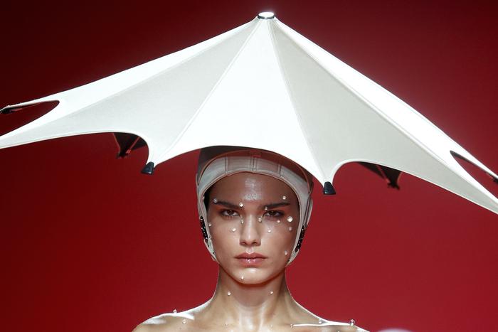 Топ-5 ярких бьюти-тенденций с Недели высокой моды в Париже