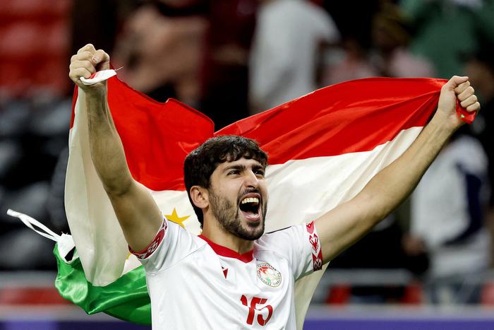 Команда Таджикистана впервые попала на Кубок Азии и сразу вышла в четвертьфинал турнира