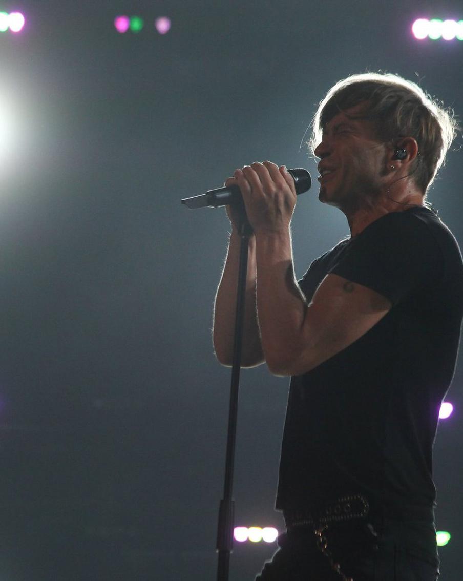 Стало известно место нахождения солиста "Би-2" после выдворения из Тайланда