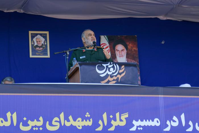 КСИР пообещал, что Иран не оставит угрозы США без ответа