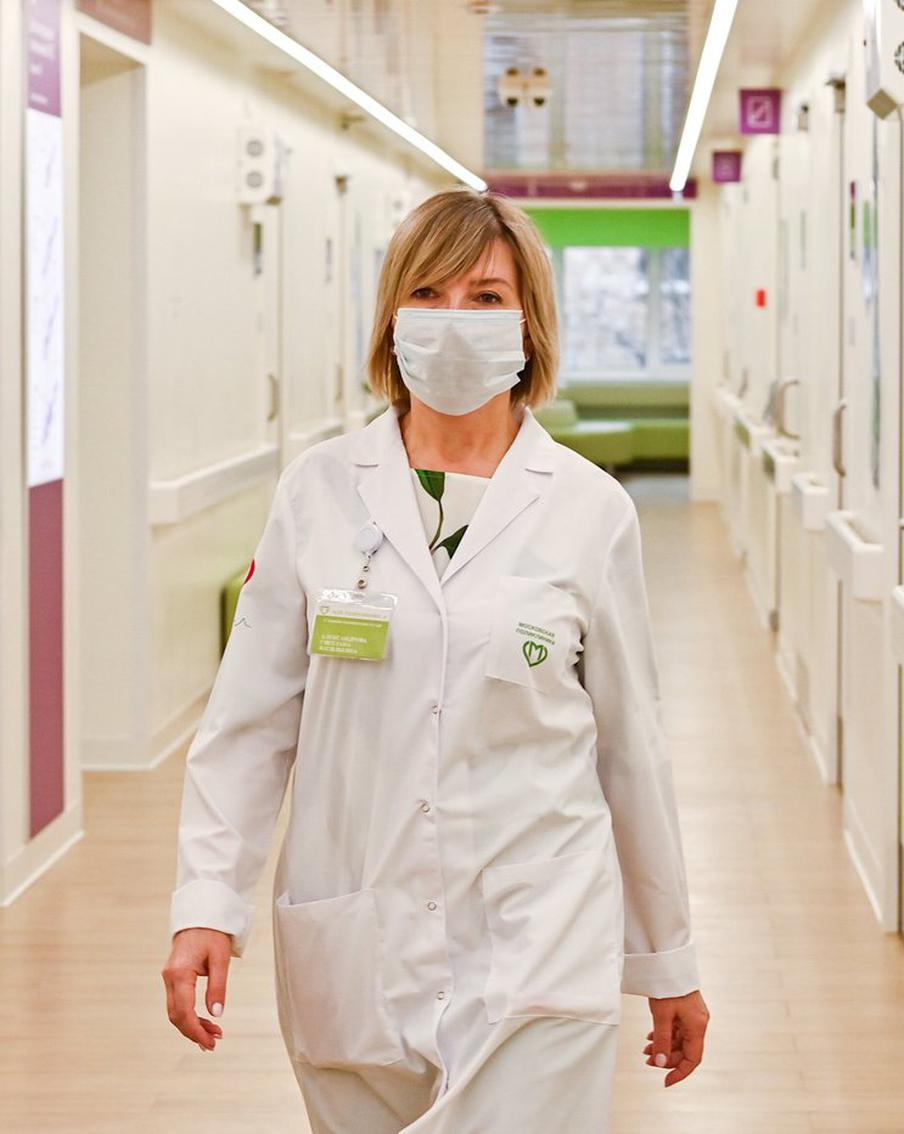 В этом году полностью преобразятся 100 московских поликлиник