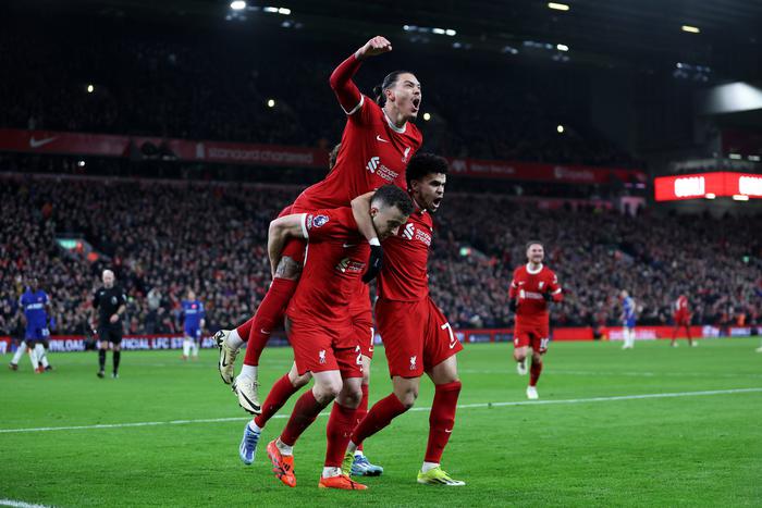 "Ливерпуль" разгромил "Челси" в матче чемпионата Англии по футболу