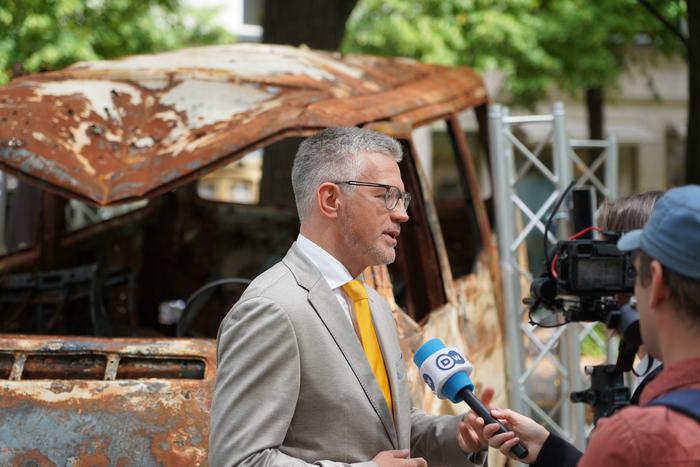 Украинский посол высказался за переговоры Шольца и Путина, дипломат заявил о необходимости нового подхода к России