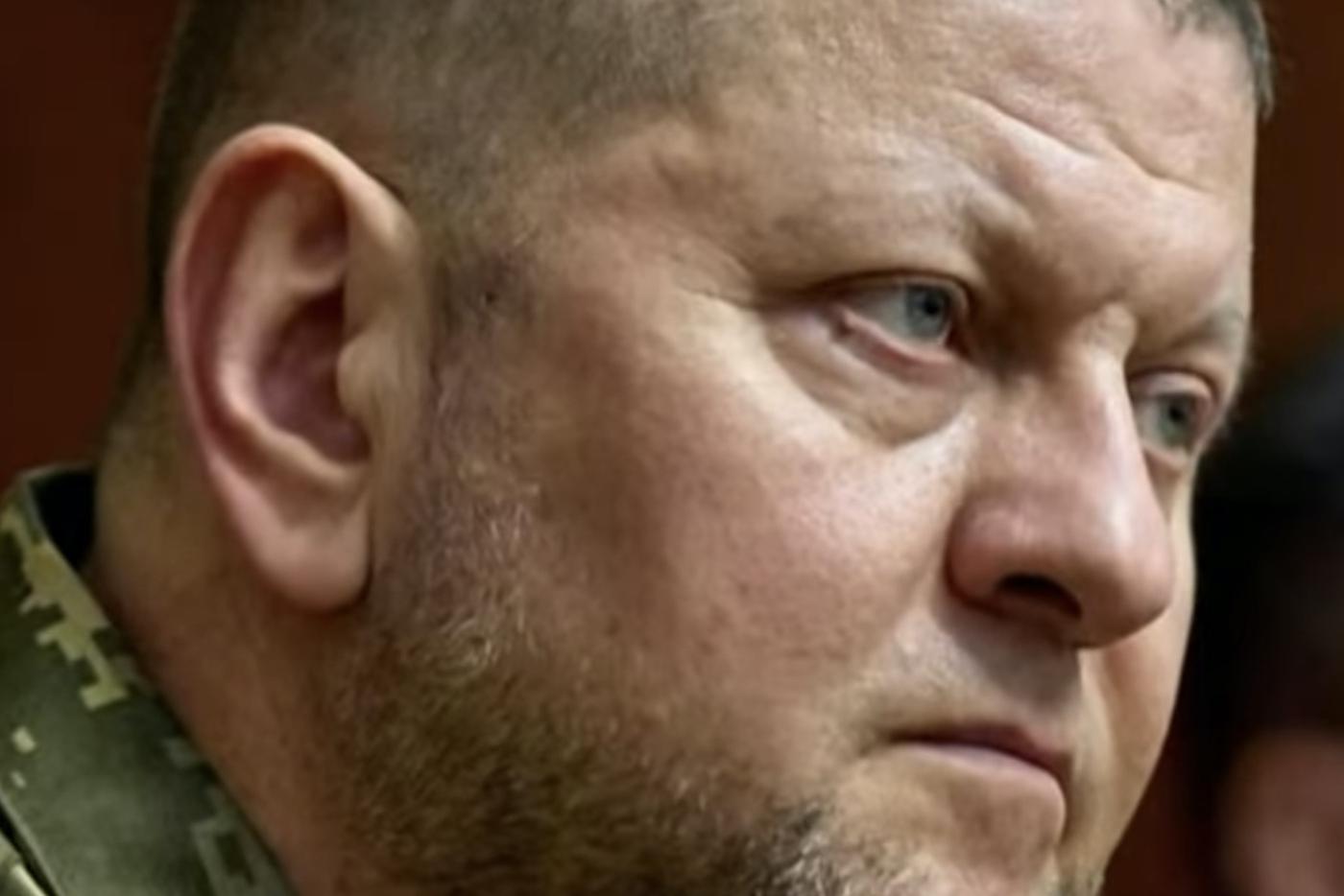 Зеленский может уволить Залужного. Что это значит – объясняют эксперты