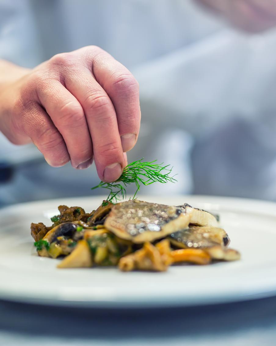 Шеф-повар рассказывает Metro, как правильно выбрать белую рыбу