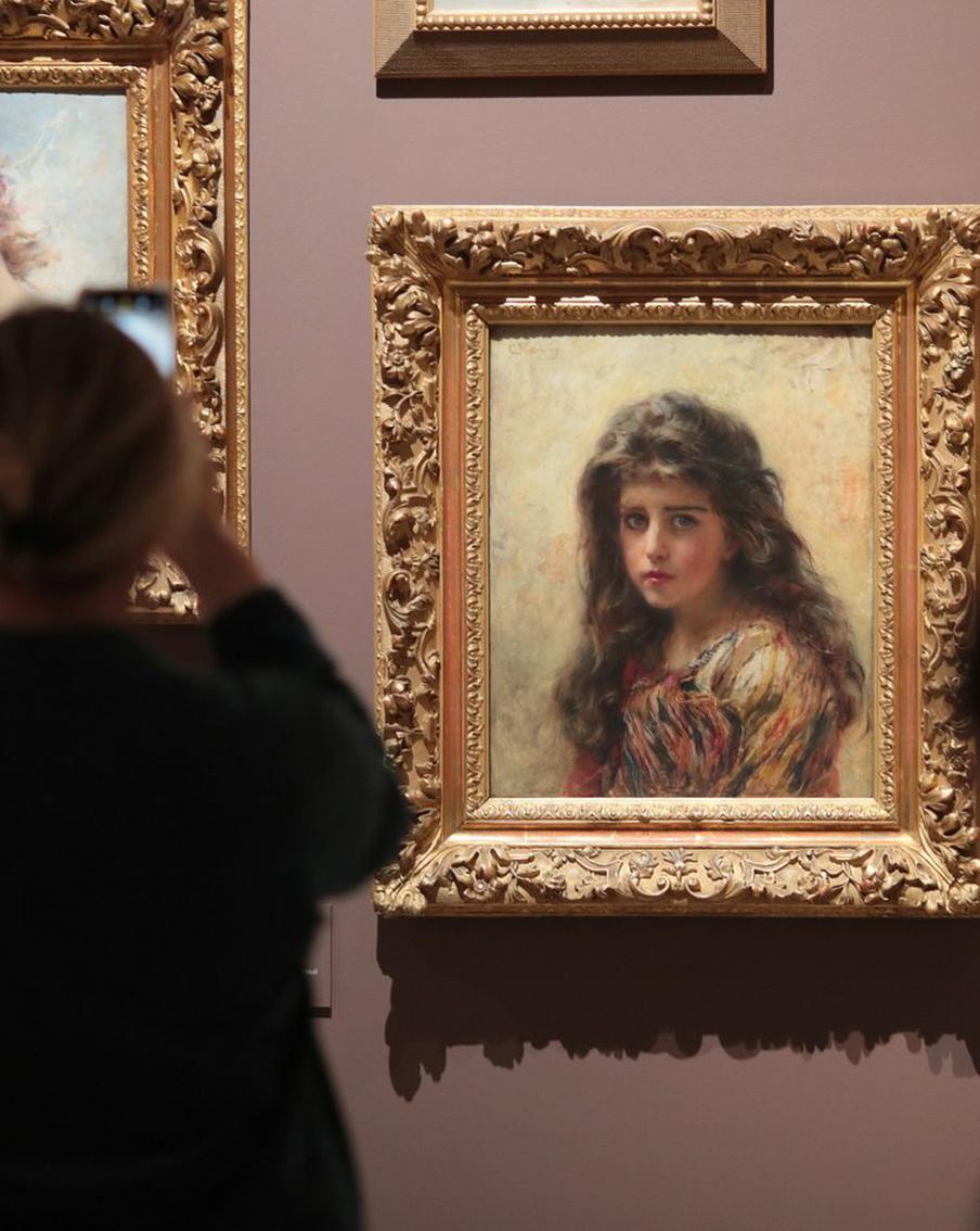 Константин Маковский был знаменит "головками", а его брат Владимир – литературными сюжетами