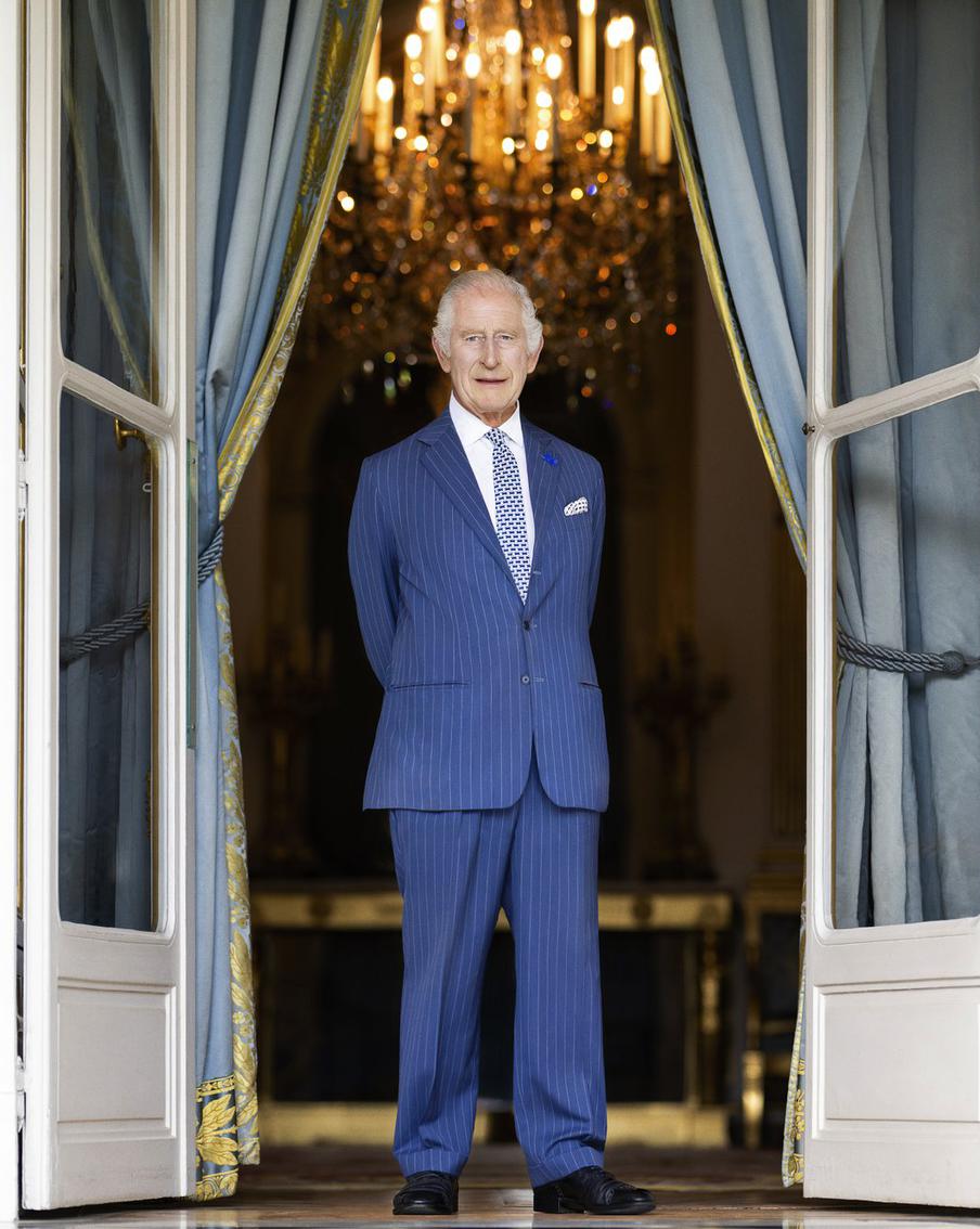 У Карла III обнаружили онкологию. Разбираем с экспертом, может ли он отказаться от короны из-за болезни