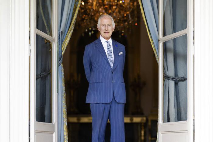 У Карла III обнаружили онкологию. Разбираем с экспертом, может ли он отказаться от короны из-за болезни