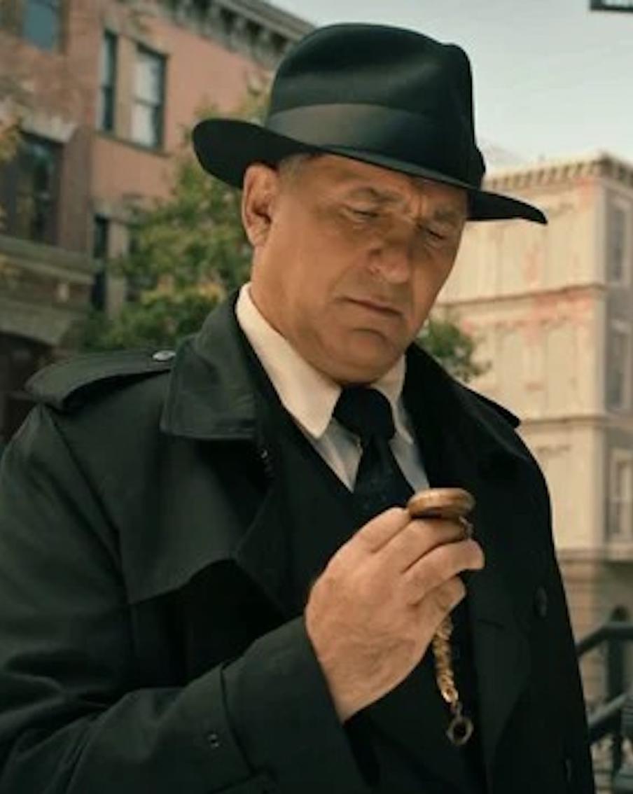 Пускепалис под видом страхового агента заставит вспомнить всё. Одна из последних работ Сергея Пускепалиса – "Портной из Бруклина" – выходит в прокат