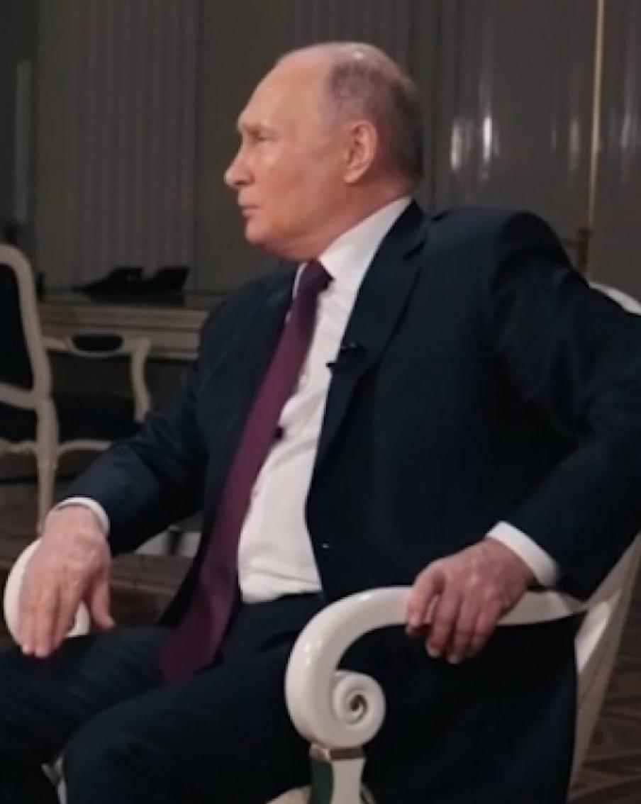 Аплодисменты нацисту Хунке в Канаде свидетельствуют, что дело Гитлера всё ещё живёт – Путин в интервью Карлсону