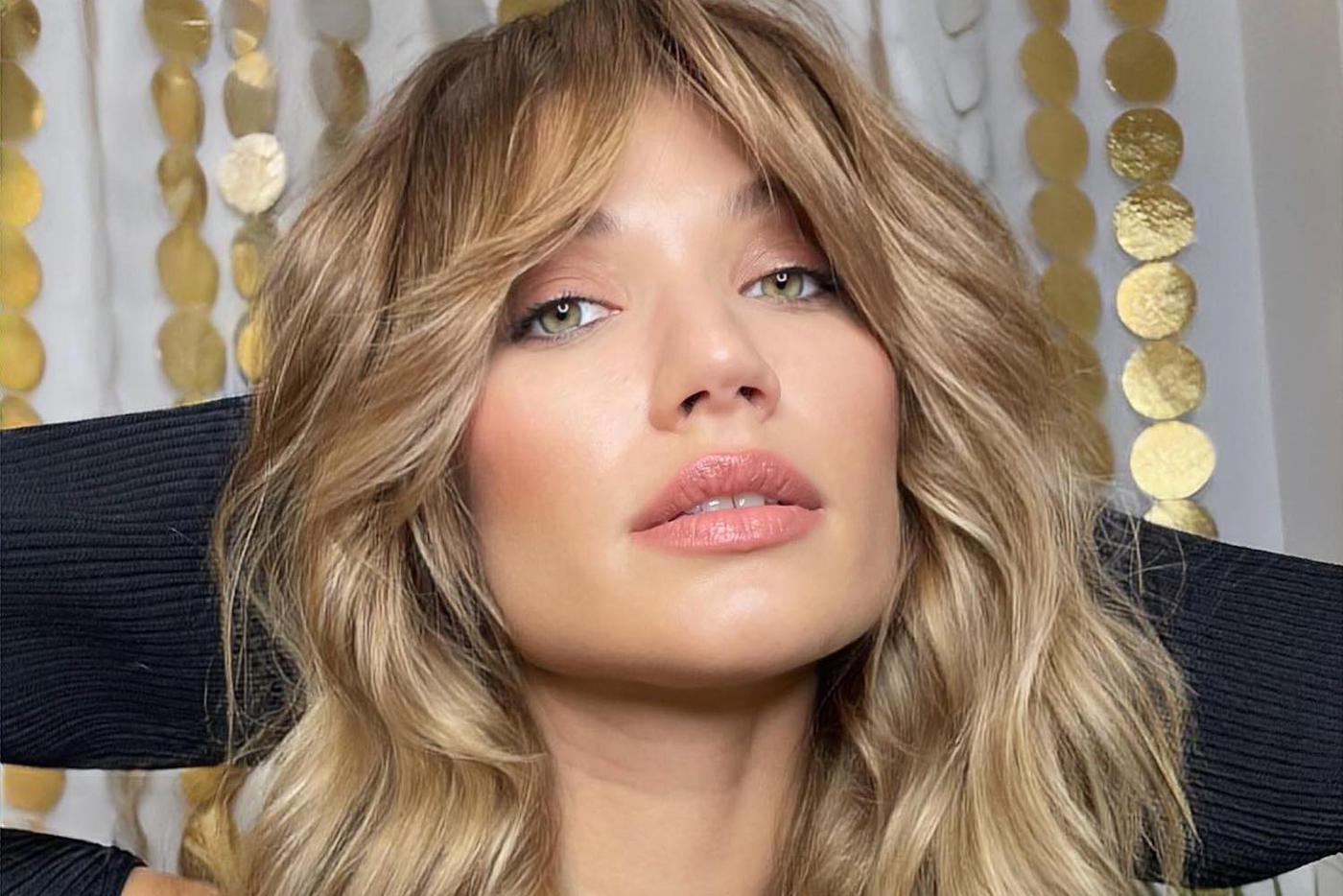 Пять романтичных укладок на свидание, которые легко создать своими руками