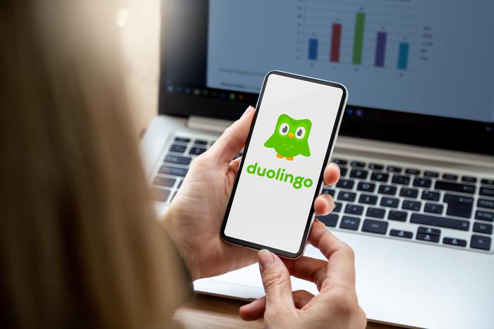 Роскомнадзор проверит сервис для изучения языков Duolingo: его подозревают в пропаганде ЛГБТ*