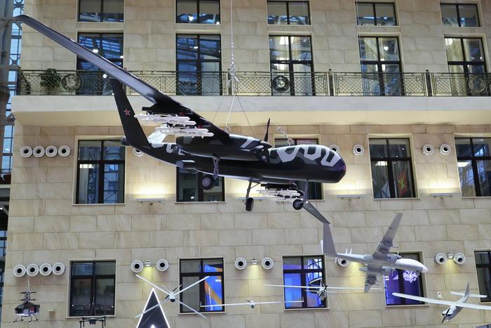 Шойгу заявил о необходимости расширить производство дронов после проверки выполнения гособоронзаказа в Удмуртии