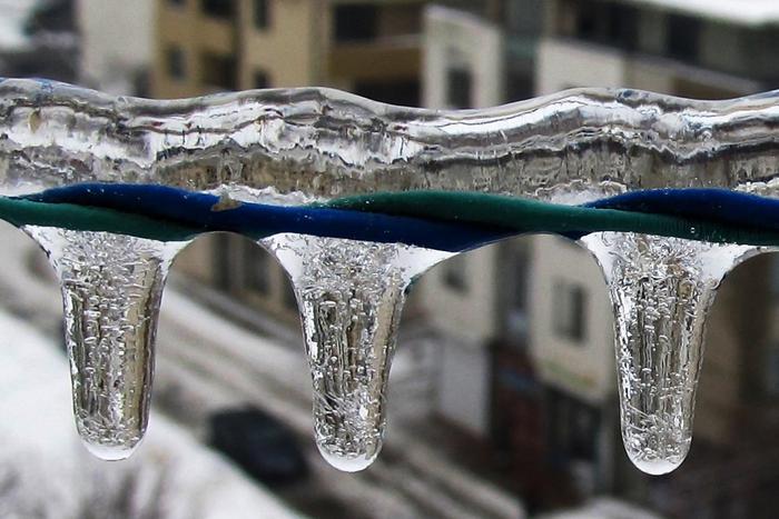 В МЧС предупредили москвичей о погоде в понедельник, автомобилистам приготовиться к сложностям