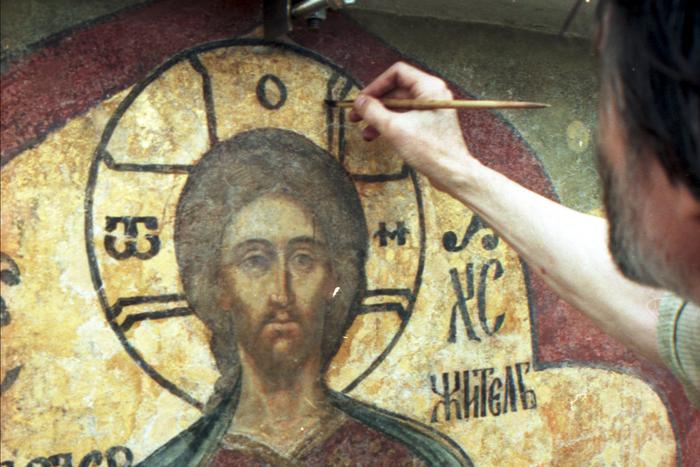 С расстрелянного образа Святителя Николая написали икону для адмирала Колчака