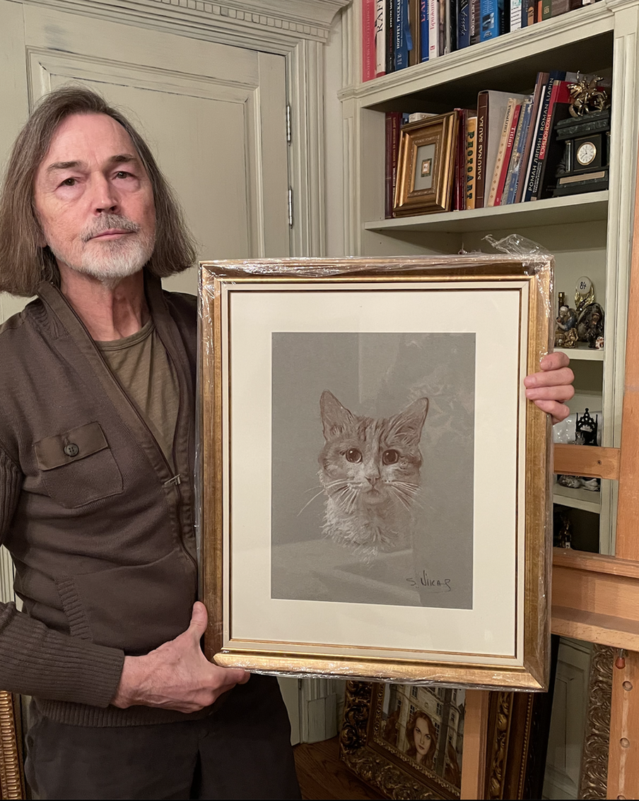 Кот Твикс поменял правила в поездах и электричках, а ещё его нарисовал Никас Сафронов