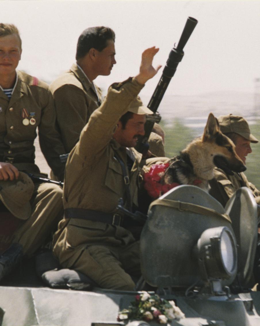 Фотограф Киселёв впервые услышал, как свистит пуля. 35 лет со дня вывода войск из Афганистана