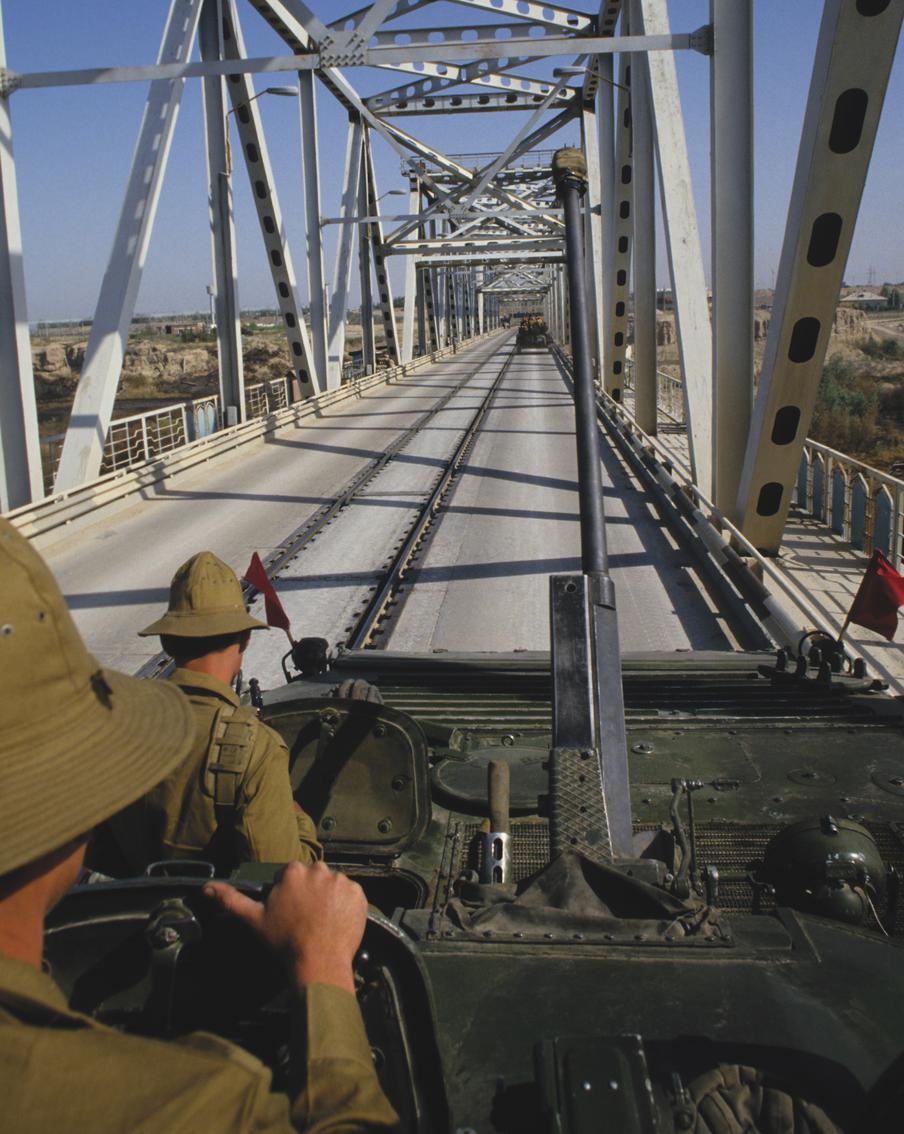 Через несколько метров граница СССР.