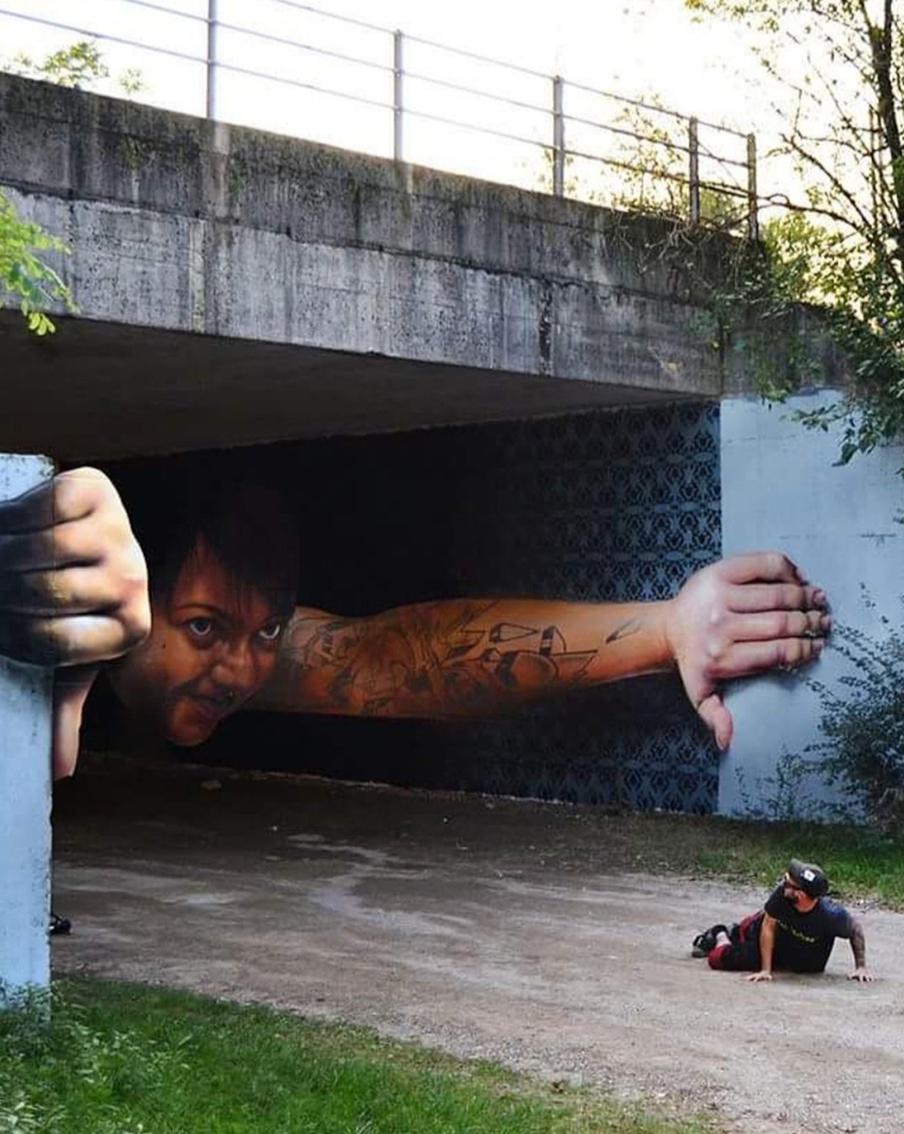 Художник из Италии украшает городские стены: 3D-иллюзии меняют городское пространство