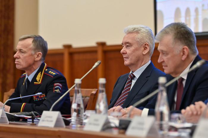 Столичный мэр заявил, что Москва выделит матпомощь ветеранам-афганцам и их семьям в честь годовщины вывода войск