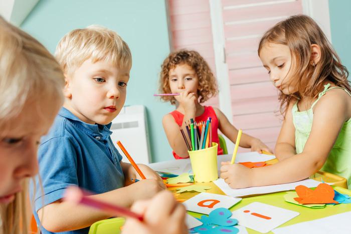 Даже малышам под силу изучение иностранного языка, если заниматься по правилам