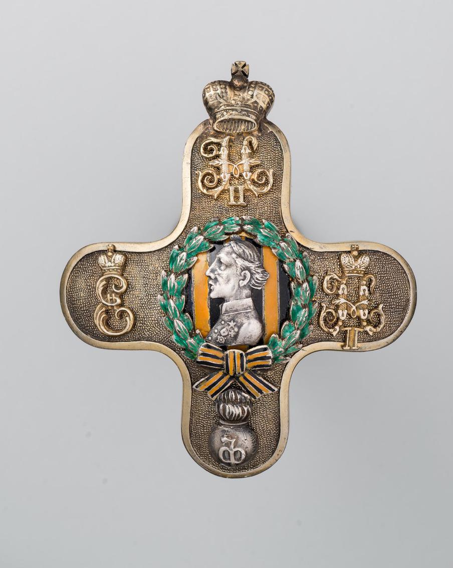 Нагрудный знак 11-го Фанагорийского Генералисимуса АлександраСуворова гренадерского полка. Российская империя. После 1905 г. ГИМ
