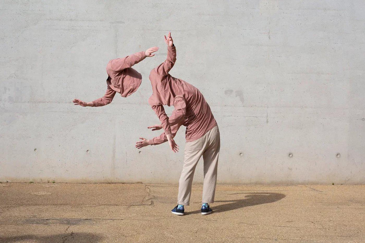 Автор предпочитает давать своим работам двойное название. Эту она назвала «Грустный Бен_Sad Ben»