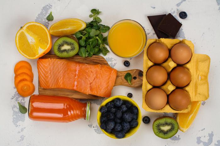 Капуста, орехи, рыба и яйца помогут восполнить нехватку витаминов