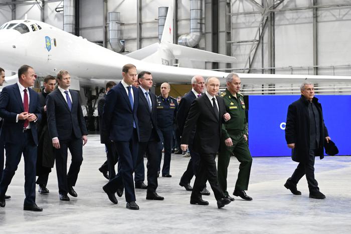 Путин совершил полёт на новом самолёте-ракетоносце... и он пополнит ряды ВКС РФ