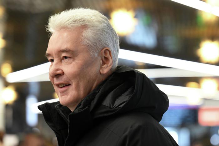 Собянин поздравил ветеранов и военнослужащих с Днём защитника Отечества