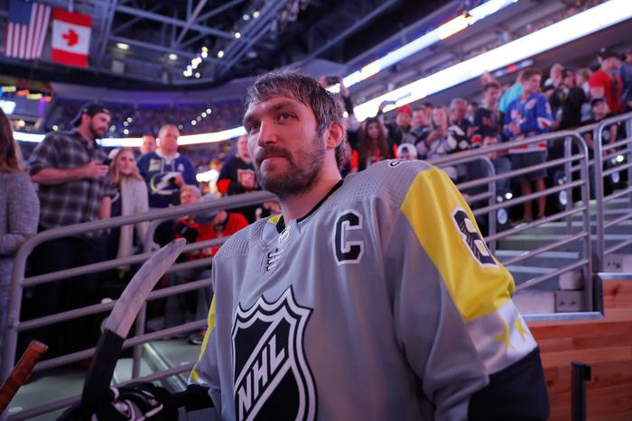 Овечкин стал первым сыгравшим в 1400 матчах в НХЛ россиянином